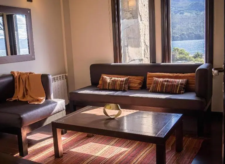 Perhehuone, Amancio Hotel & Cabañas