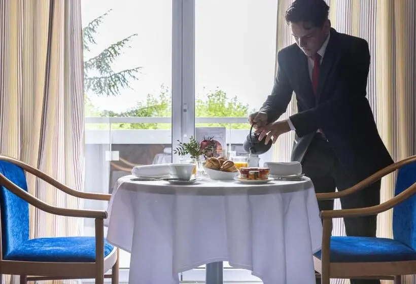 スイート, Hôtel Savoie Léman