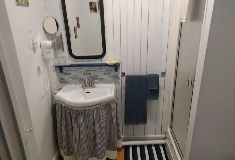 اتاق لوکس, Auberge La Châtelaine