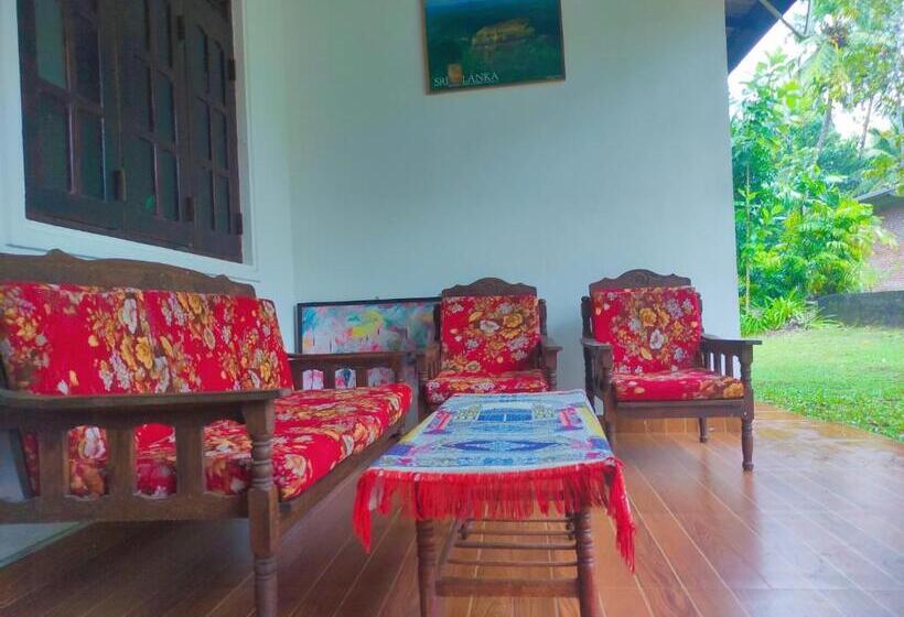 Номер Economy, Deer Garden Guest