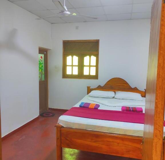 Семейный Номер, Deer Garden Guest