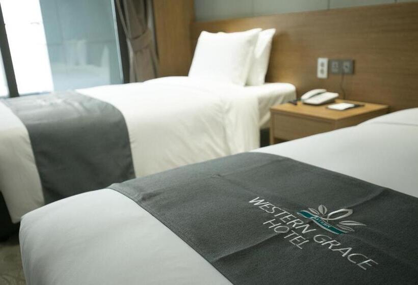 غرفة قياسية مزوَّدة بتراس, Western Grace Hotel Incheon