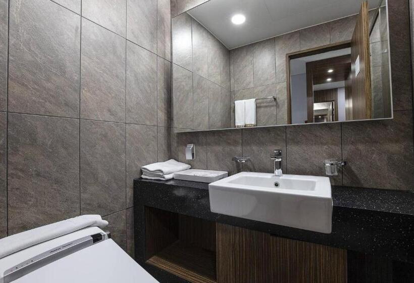 غرفة قياسية مزوَّدة بتراس, Western Grace Hotel Incheon