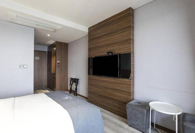 غرفة قياسية مزوَّدة بتراس, Western Grace Hotel Incheon