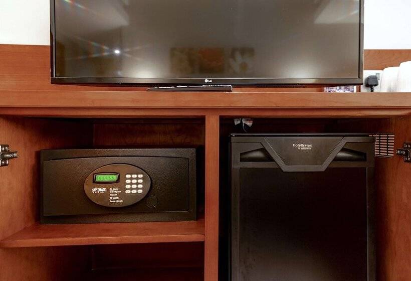 اتاق استاندارد, Hilton Garden Inn Lusaka Society Business Park