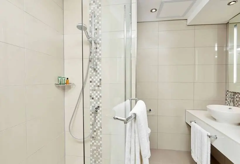 اتاق استاندارد, Hilton Garden Inn Lusaka Society Business Park
