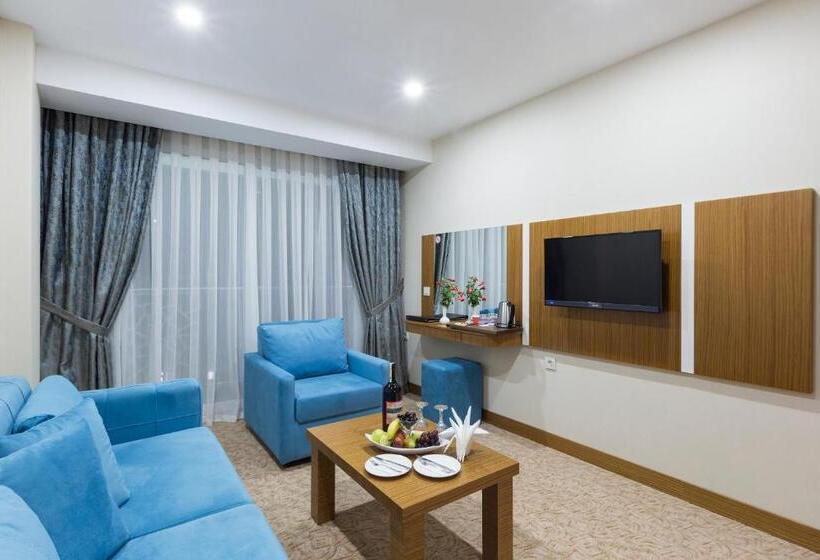 海景套房, Marpessa Blue Beach Resort & Spa