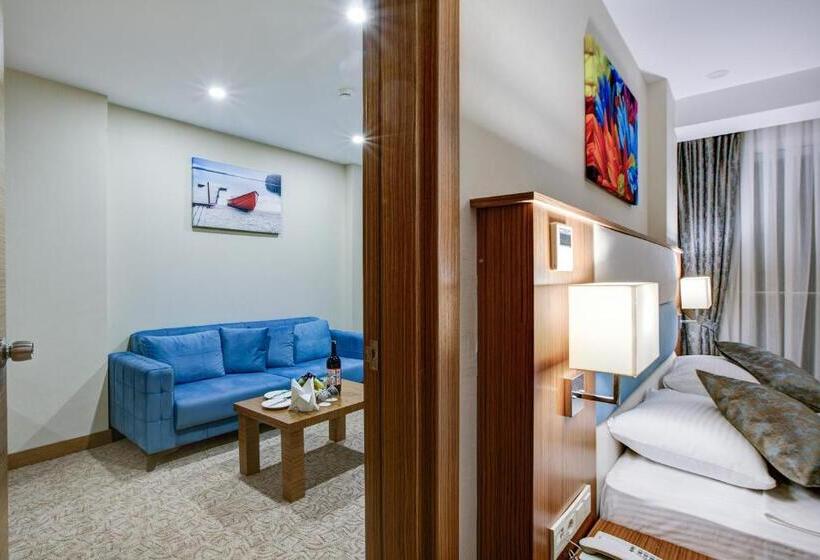 סוויטה נוף לים, Marpessa Blue Beach Resort & Spa