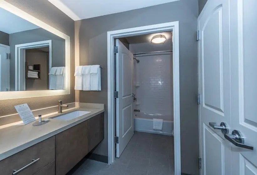 ダブルベッドのスタンダードスタジオ, Staybridge Suites Charleston   Mount Pleasant, An Ihg