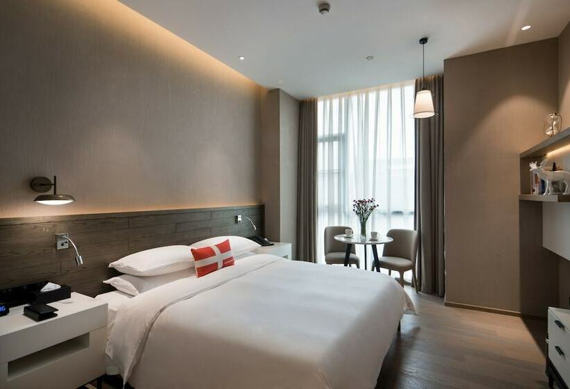 Номер Superior, Swisstouches Guangzhou Hotel Residences