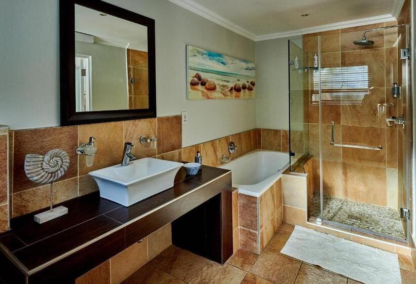 Номер Стандарт, The Hamptons Guest House