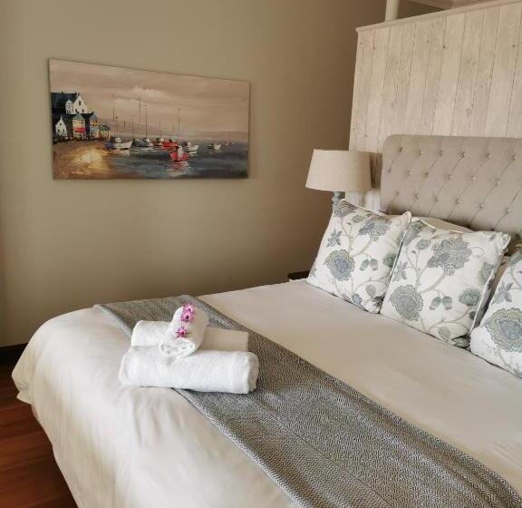 Номер Стандарт, The Hamptons Guest House