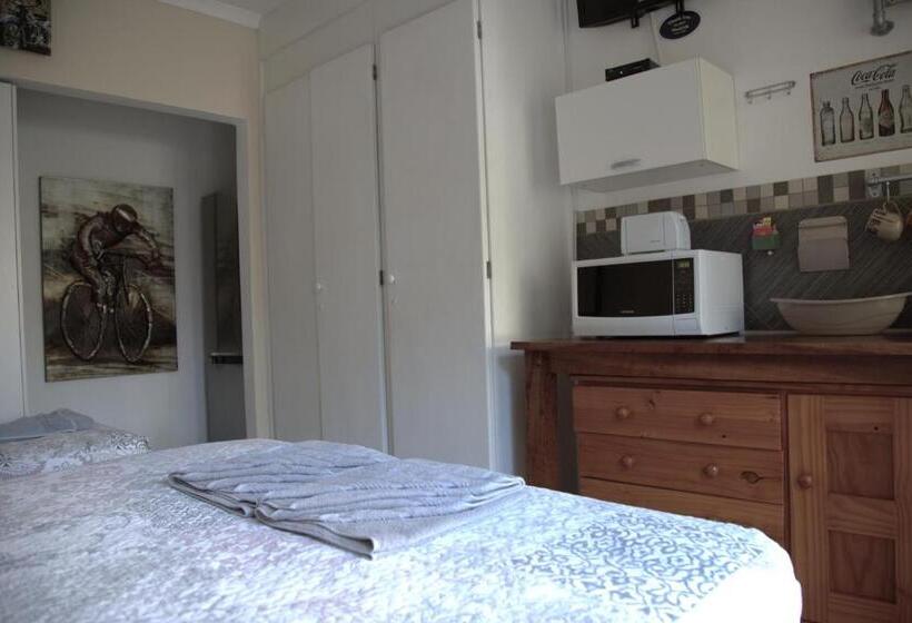 חדר סטנדרט, Xaviera Guest House