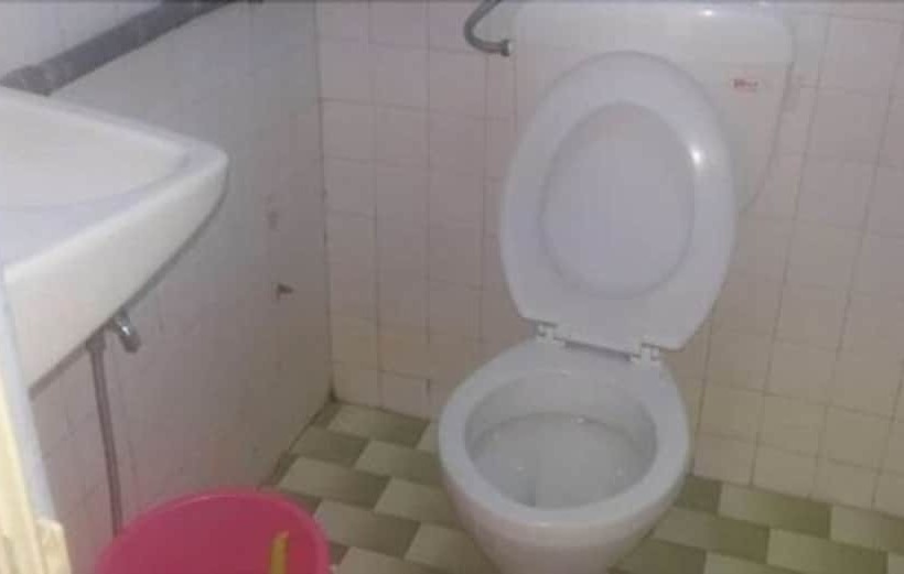חדר משפחתי, Mawanza Motel