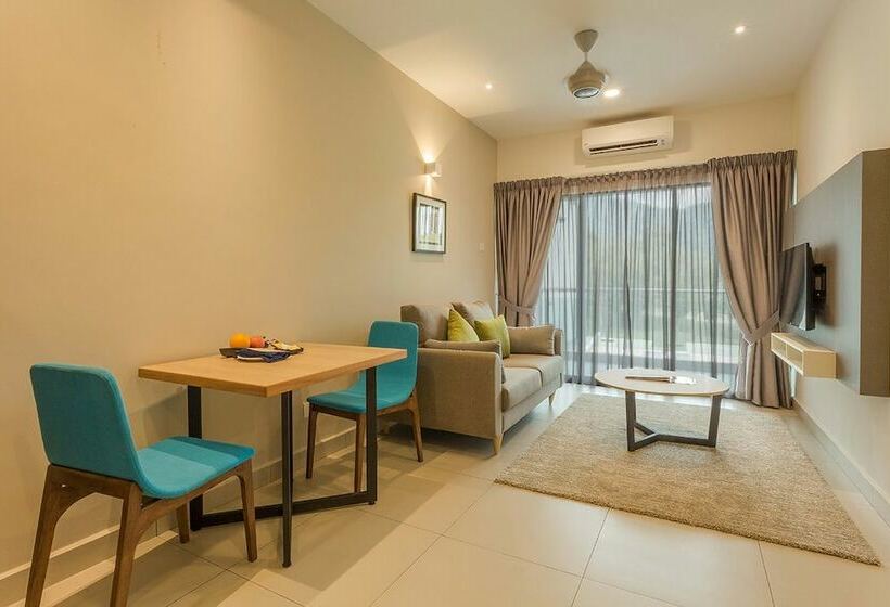 デラックススイート, Meru Suites At Meru Valley Resort