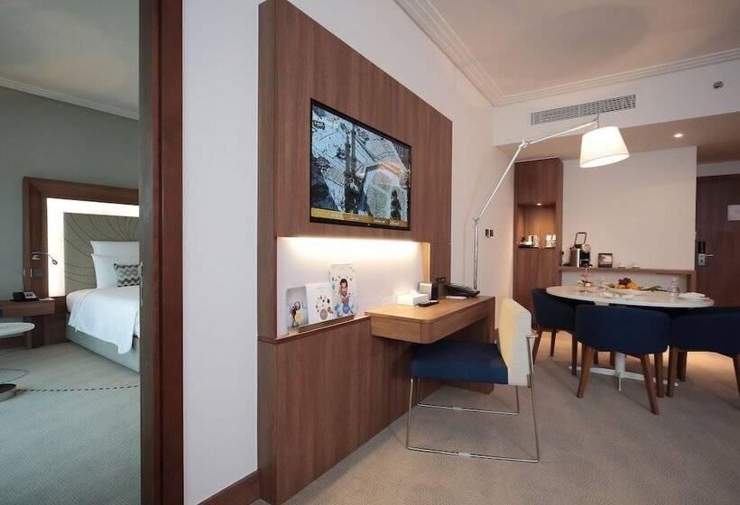 Superior suite with pool view, Novotel Jazan