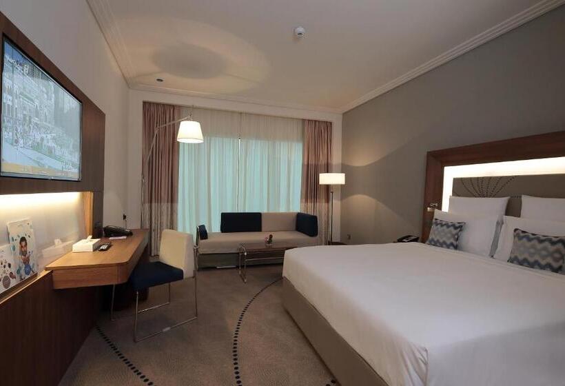 プールの見えるスーペリアルーム, Novotel Jazan