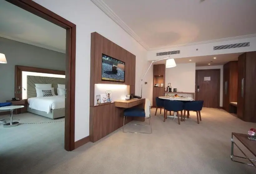 سوییت سوپریور با چشمانداز دریا, Novotel Jazan