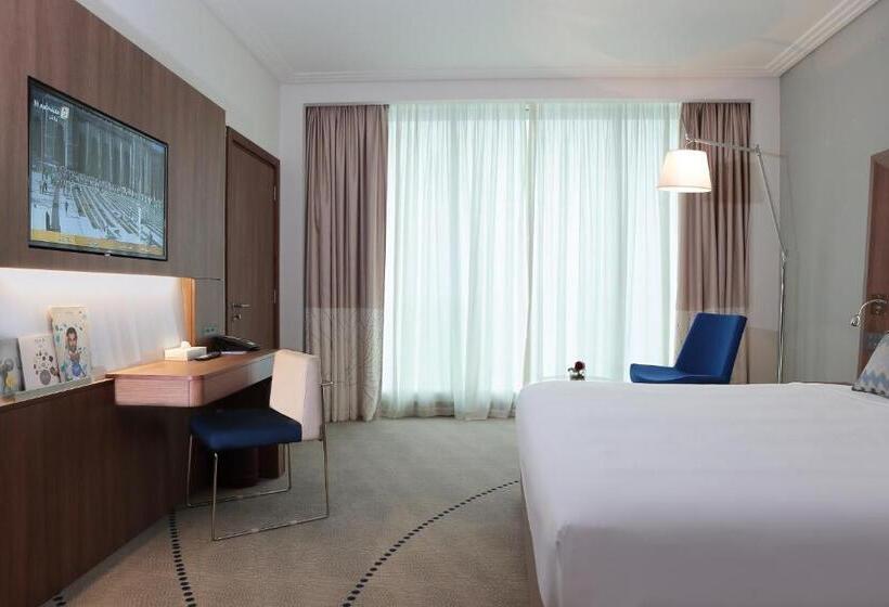 Superior suite with pool view, Novotel Jazan