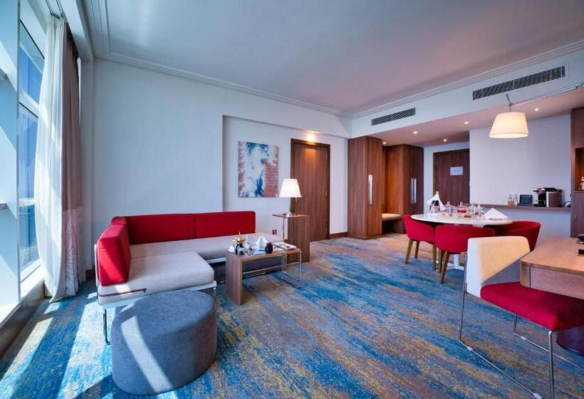 Superior suite with pool view, Novotel Jazan