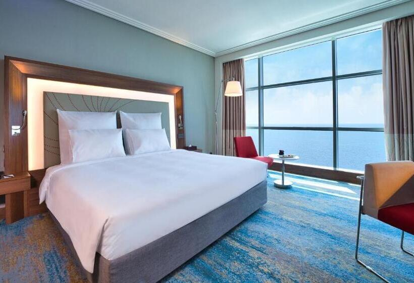 جناح سوبيريور مطل على المسبح, Novotel Jazan