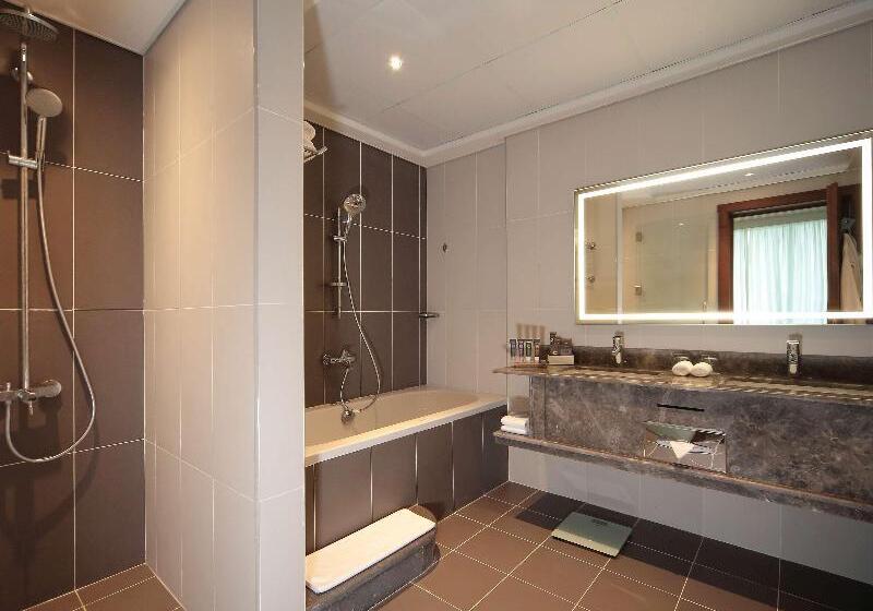 オーシャンビュースーペリアースイート, Novotel Jazan