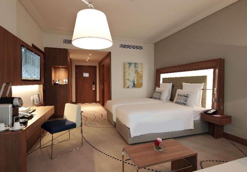 プールの見えるスーペリアルーム, Novotel Jazan