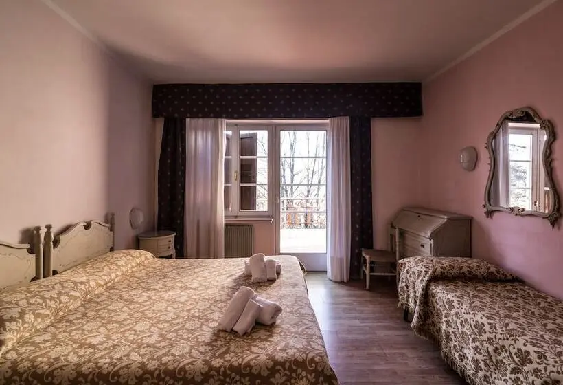 اتاق استاندارد چهار تخته, Royal Hotel Il Pirata Paolino