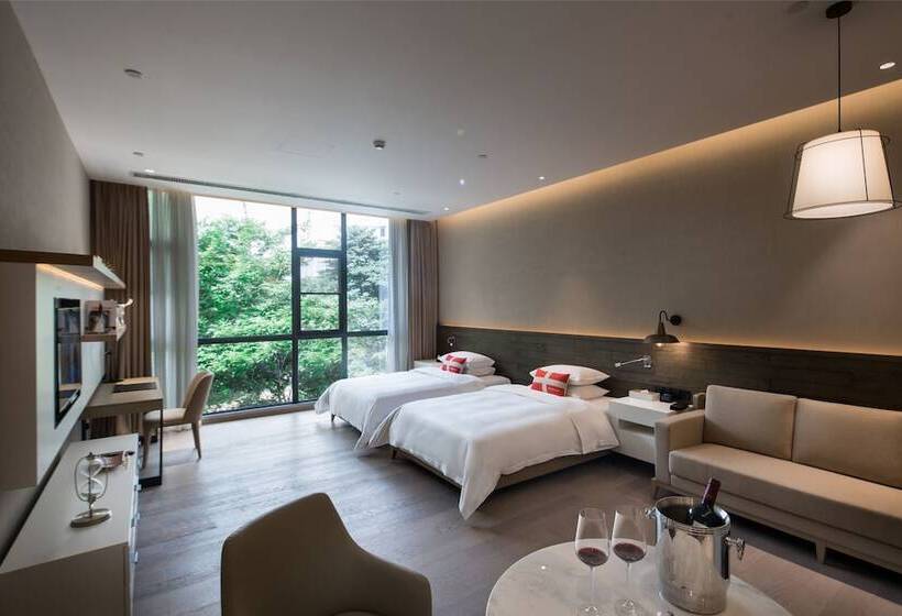 스탠다드 룸, Swisstouches Guangzhou Hotel Residences
