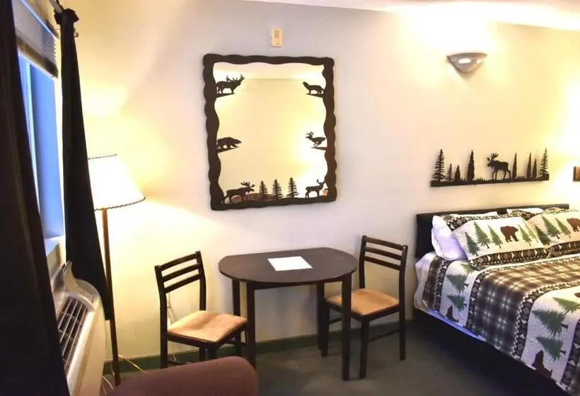 デラックススタジオ, 4 Season Fun At Legend Cottage Inn