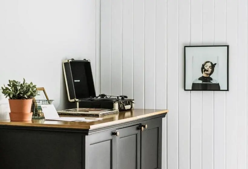 Deluxe Zimmer, Beatnik