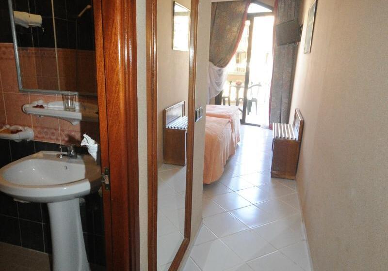 オーシャンビューデラックスルーム, Bela Fisterra