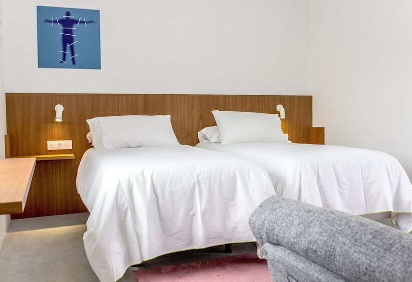 スタンダードルーム, Bela Fisterra