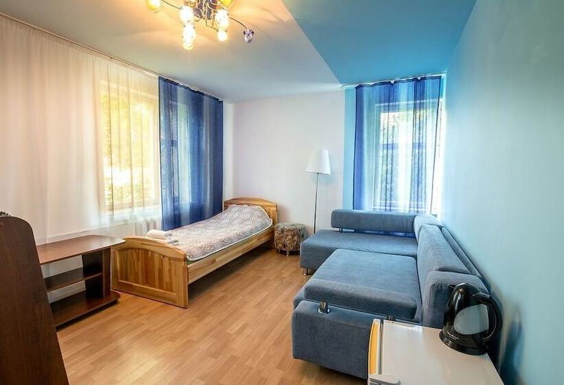 חדר אקונומי יחיד, Bkc Country