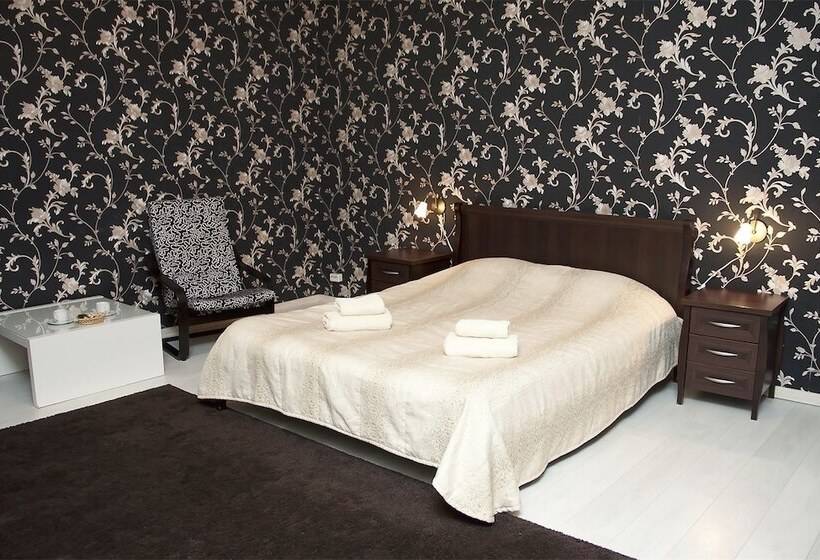 חדר קומפורט, Bkc Country