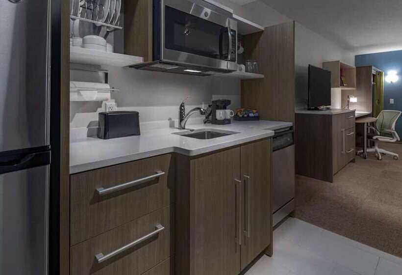 スタンダードスタジオ, Home2 Suites By Hilton Carbondale