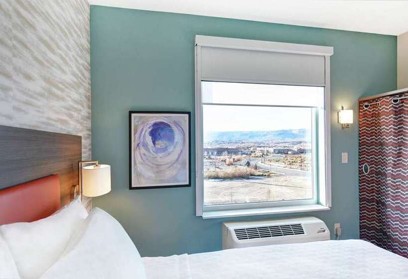 スタンダードスタジオ, Home2 Suites By Hilton Carbondale
