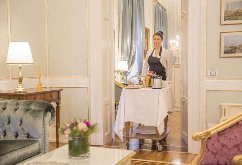 سوئیت ریاست جمهوری 2 خوابه, Palazzo Monga Boutique Guesthouse