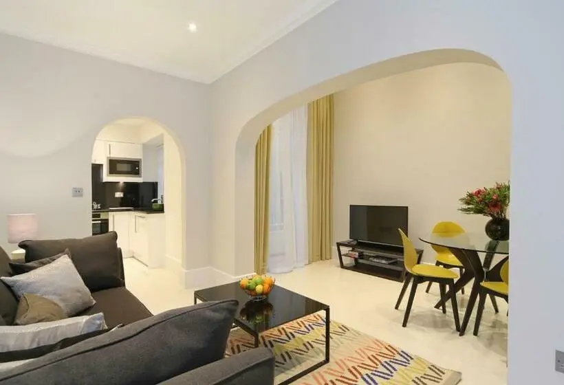 آپارتمان 1 خوابه, Queensgate Court
