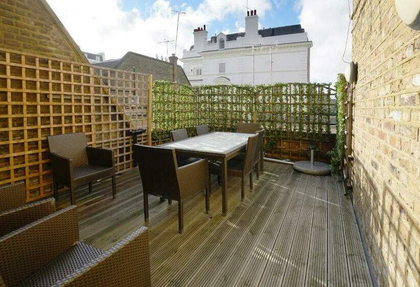 带3个卧室的豪华公寓, Queensgate Court