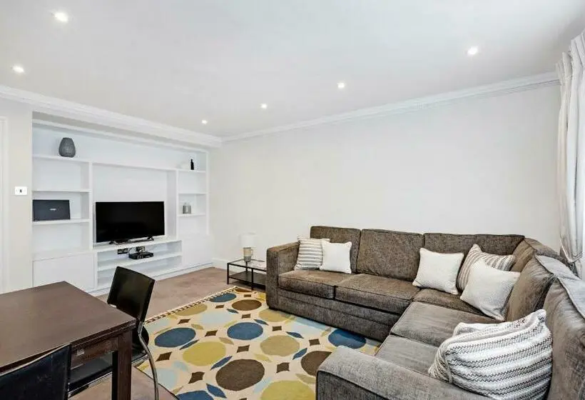 آپارتمان سوپریور 1 خوابه, Queensgate Court