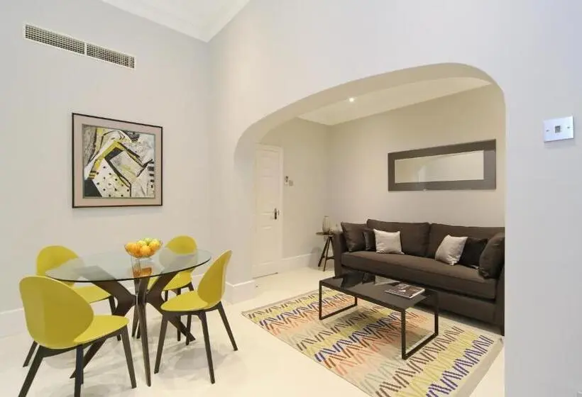 آپارتمان 1 خوابه, Queensgate Court