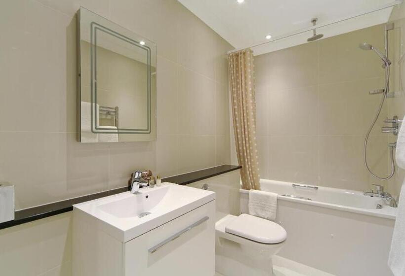 Апартаменты 1 Спальня, Queensgate Court