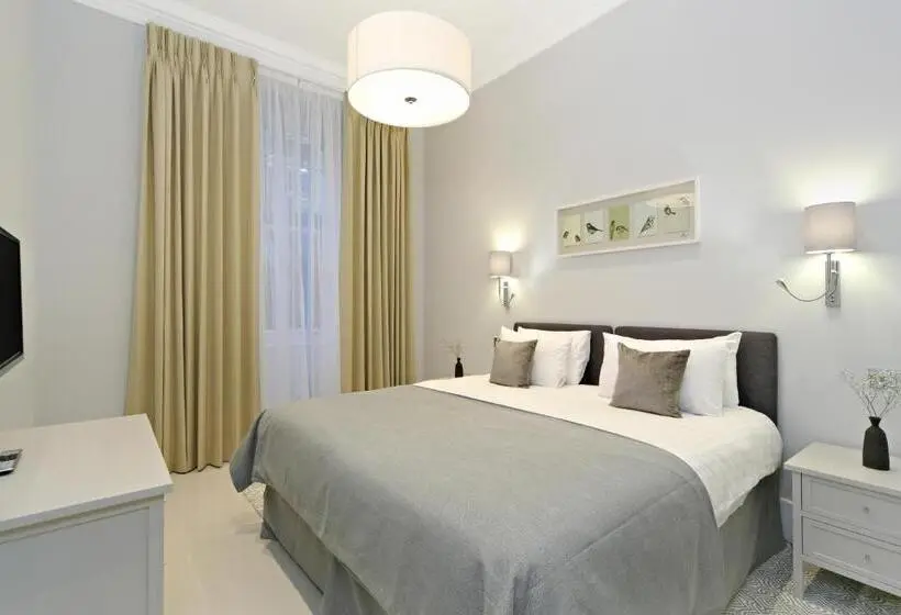 آپارتمان 1 خوابه, Queensgate Court