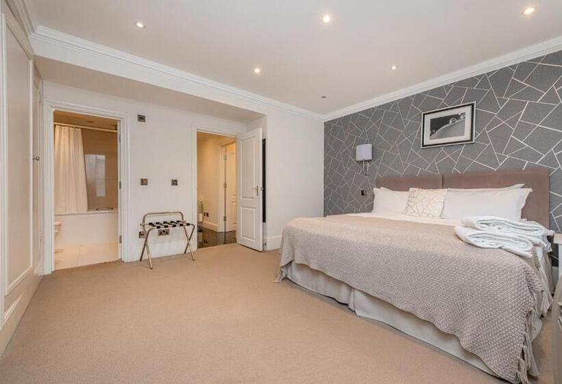 Апартаменты Deluxe 2 Спальни, Queensgate Court