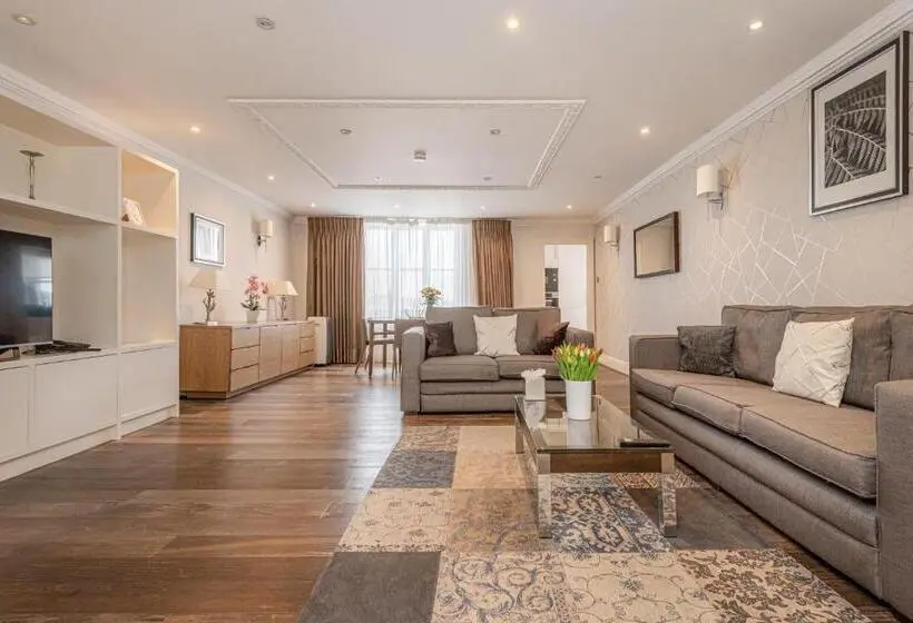 آپارتمان لوکس 2 خوابه, Queensgate Court