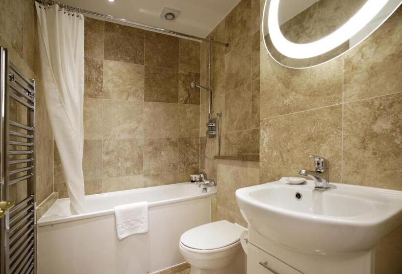 带3个卧室的豪华公寓, Queensgate Court