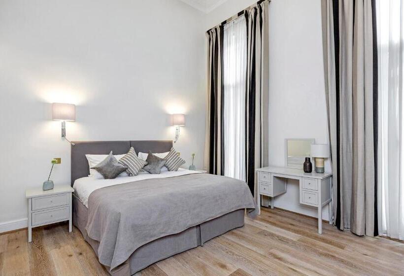 Апартаменты Deluxe 3 Спальни, Queensgate Court
