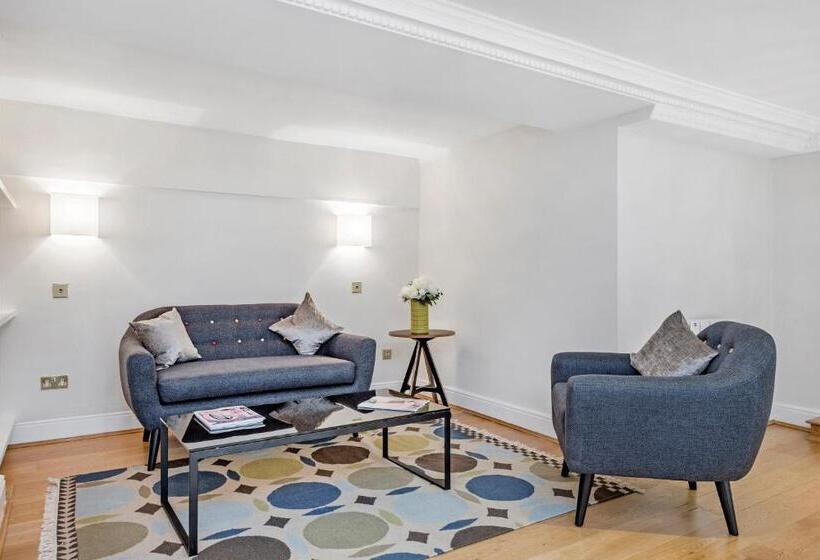 带3个卧室的豪华公寓, Queensgate Court