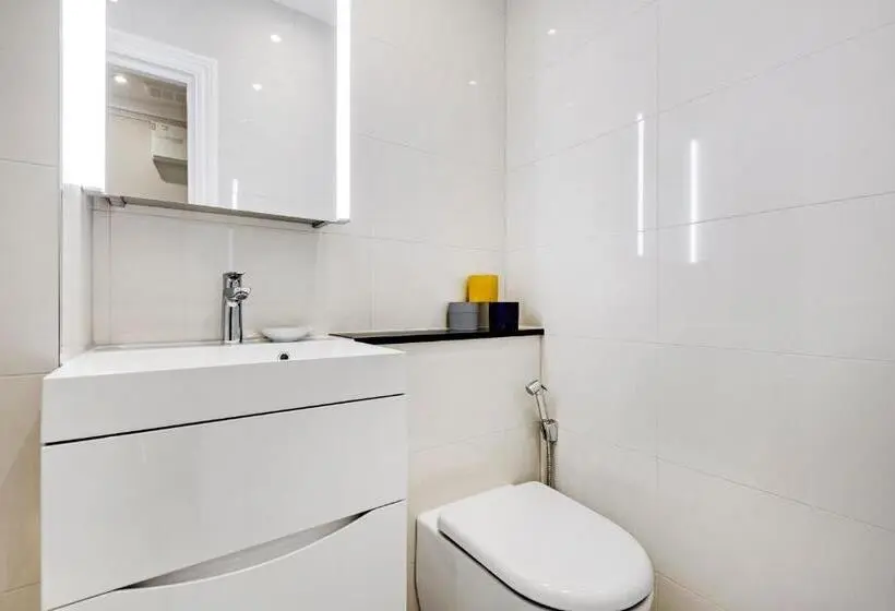 آپارتمان لوکس 1 خوابه, Queensgate Court